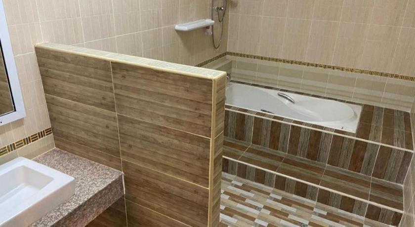 Prakaithong Hotel Amphoe Sawang Daen Din Экстерьер фото